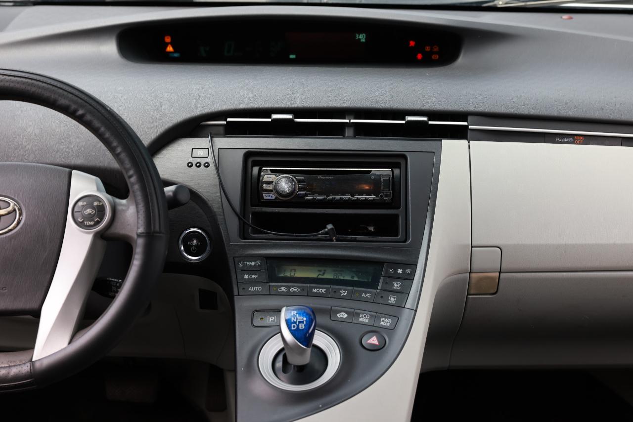 Toyota Prius  2010