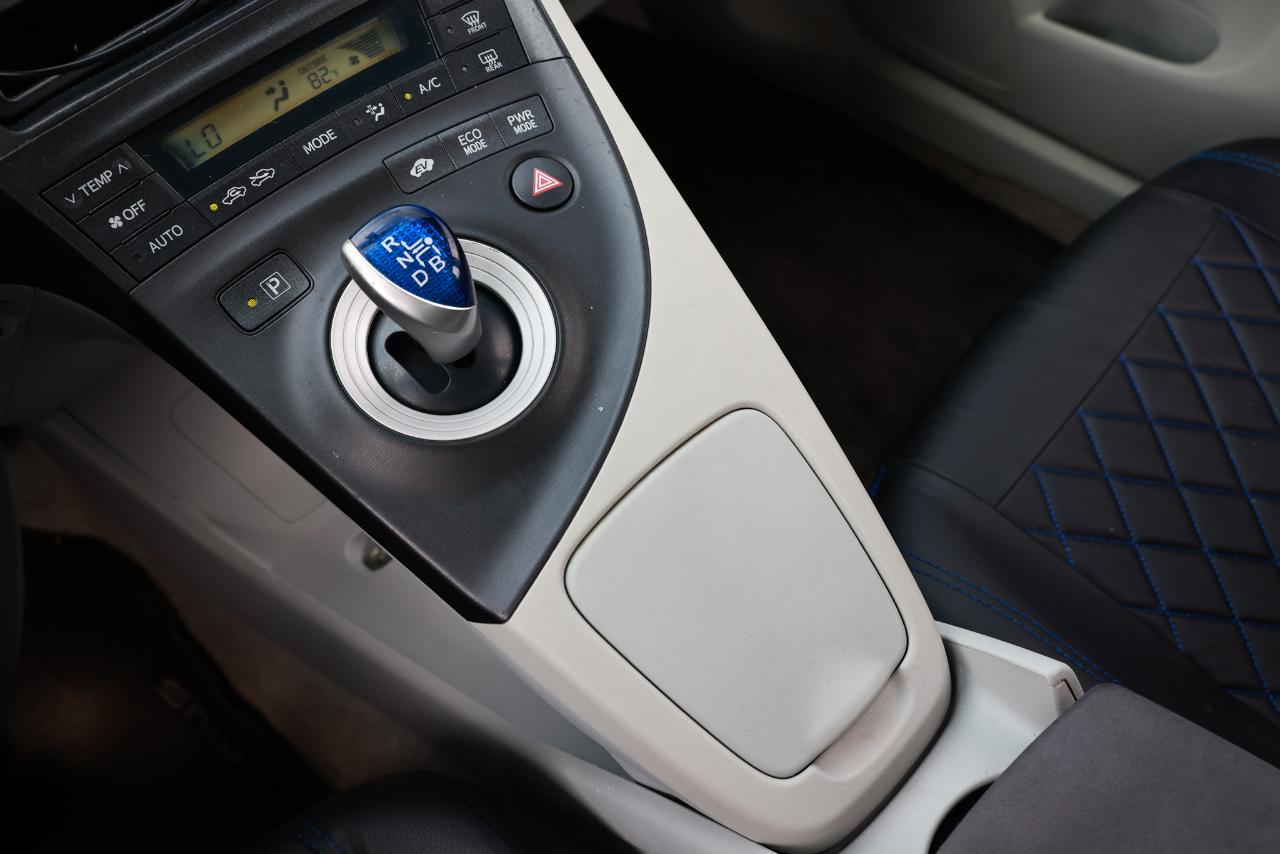 Toyota Prius  2010