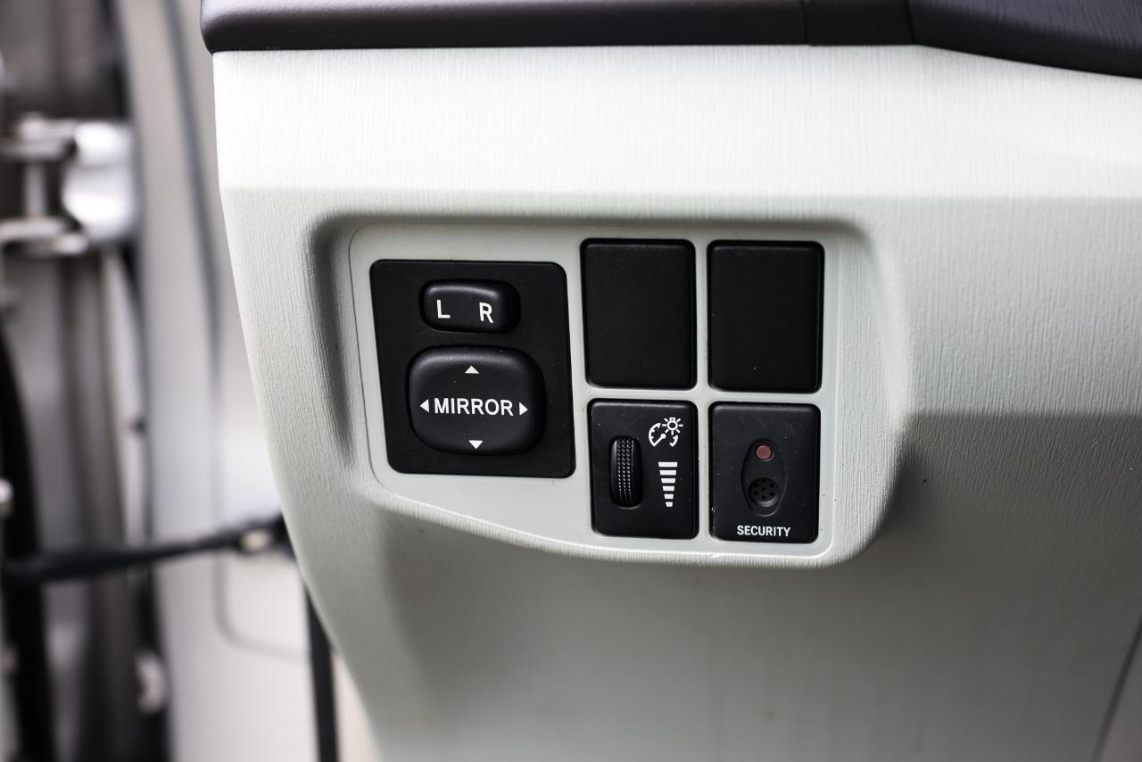 Toyota Prius  2010