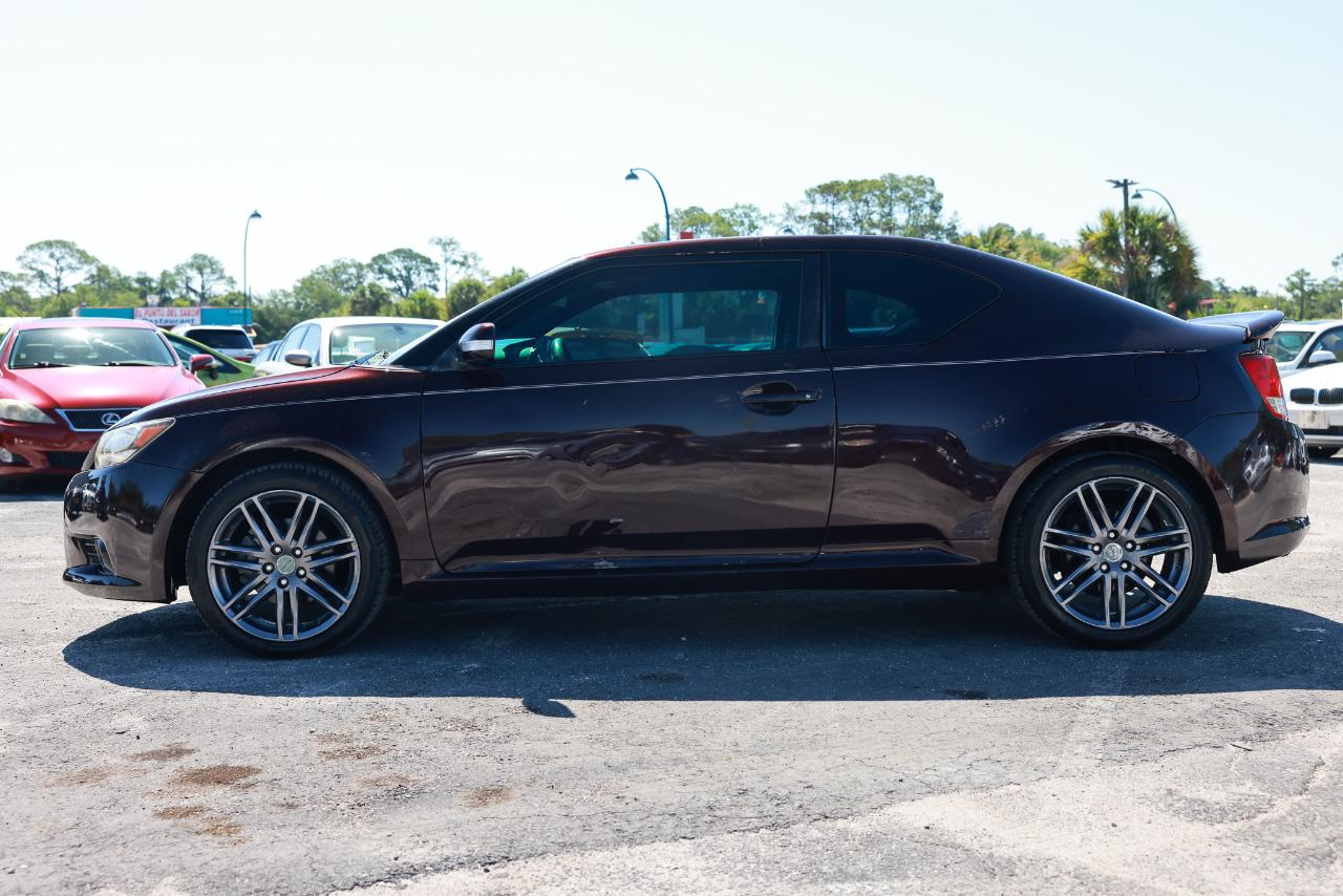 Scion tC  2011