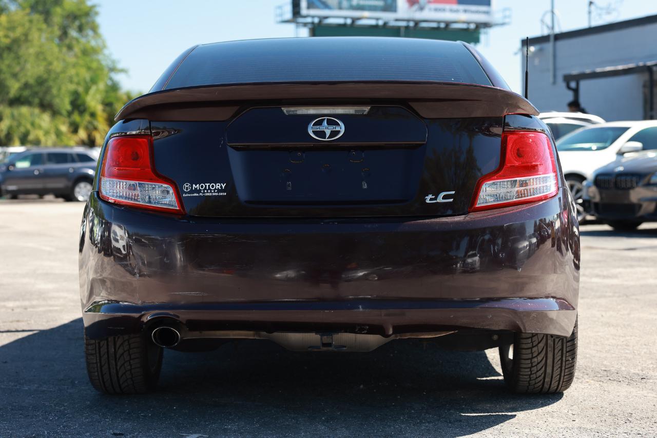Scion tC  2011