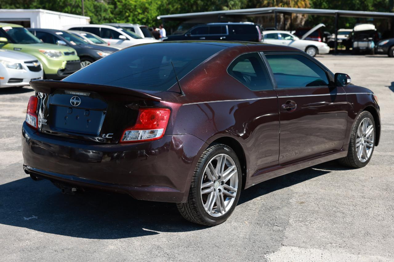 Scion tC  2011