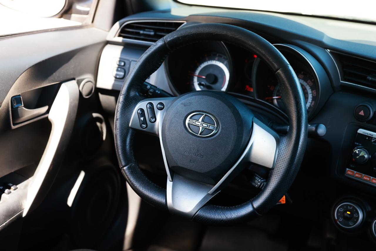 Scion tC  2011