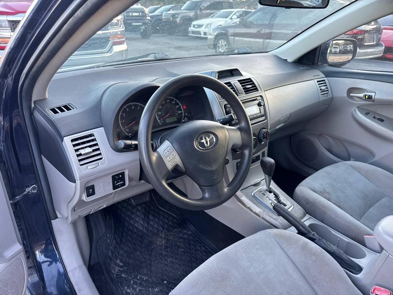 Toyota Corolla  2012