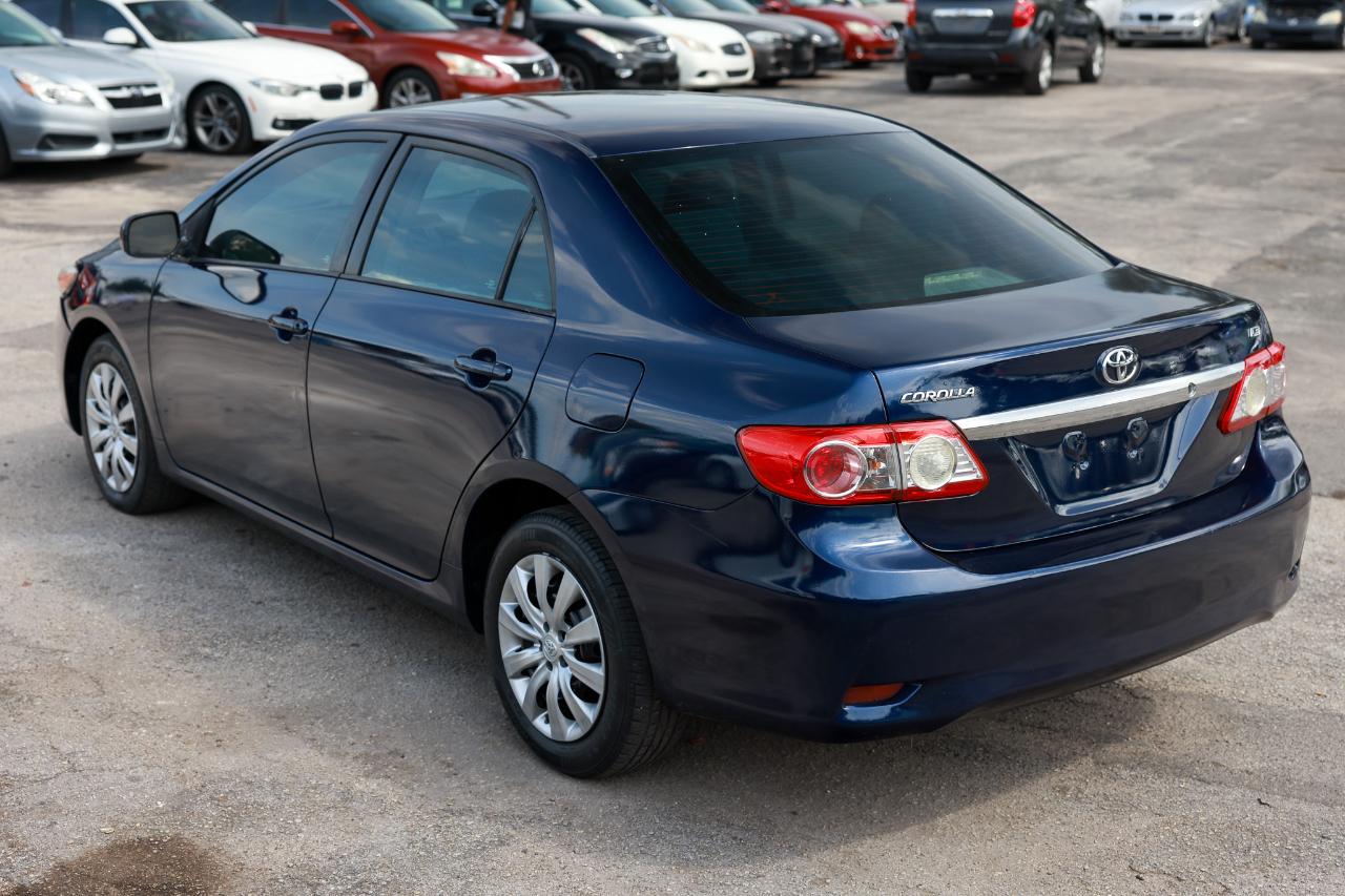 Toyota Corolla  2012