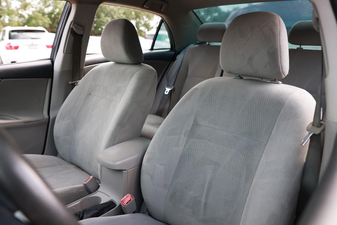 Toyota Corolla  2012