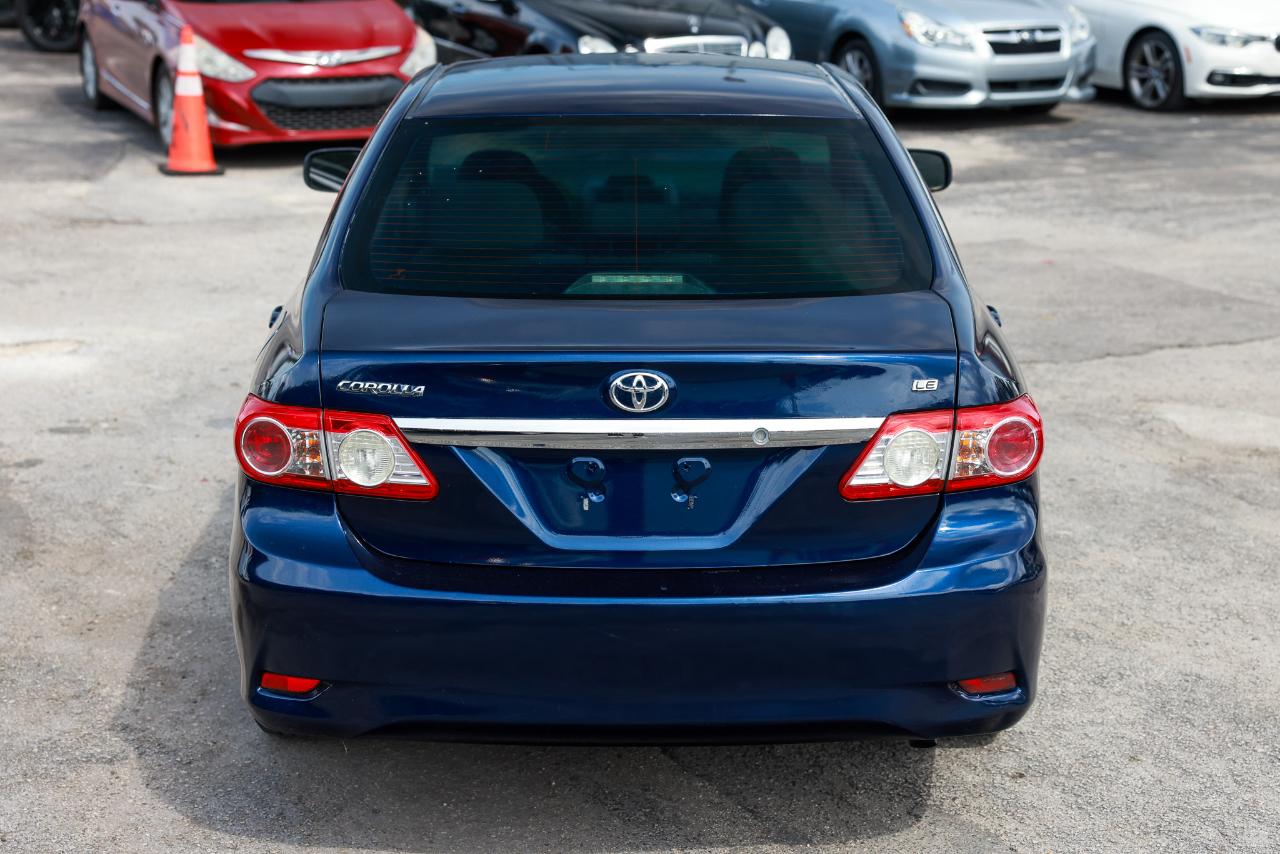 Toyota Corolla  2012