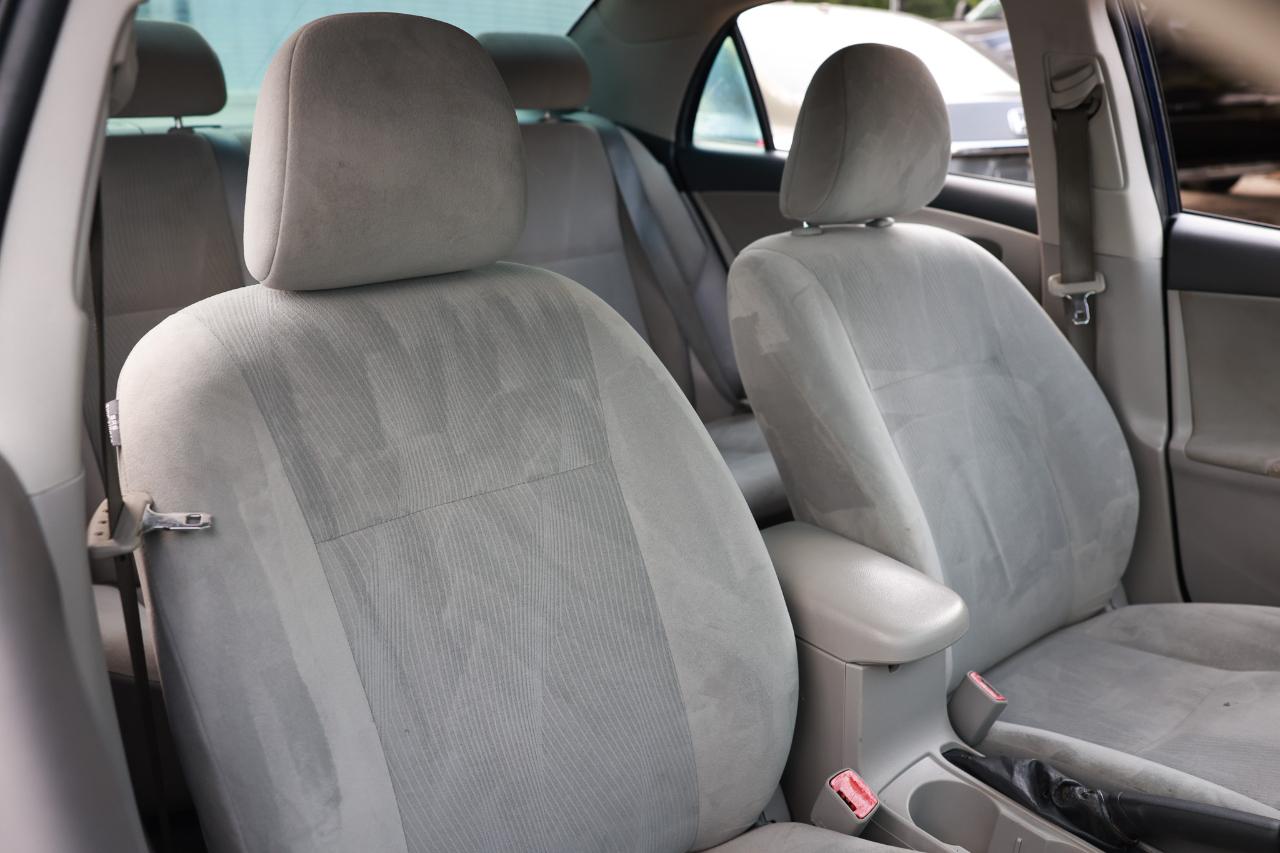 Toyota Corolla  2012