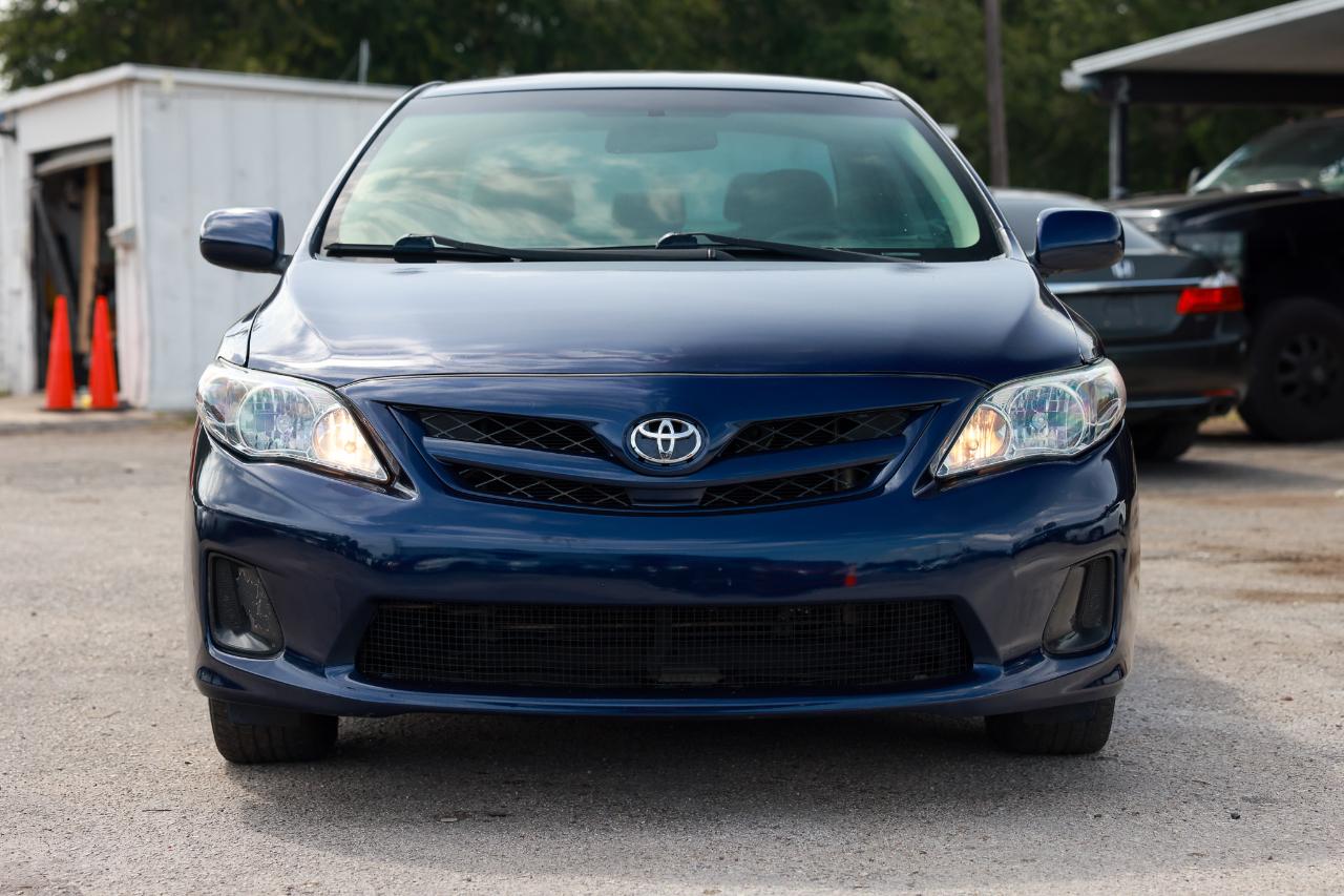 Toyota Corolla  2012