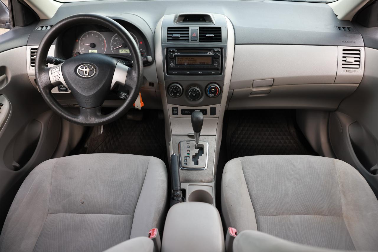 Toyota Corolla  2012