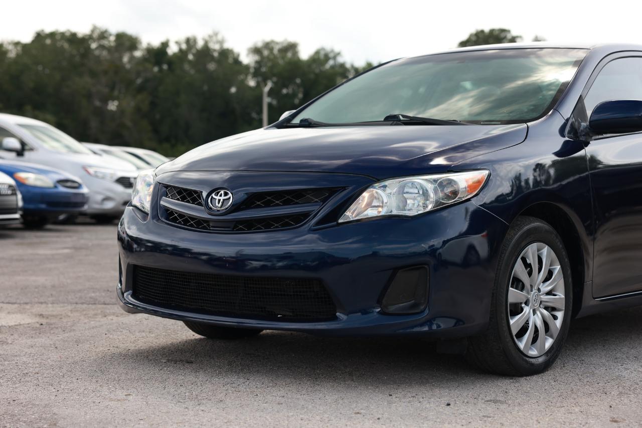 Toyota Corolla  2012