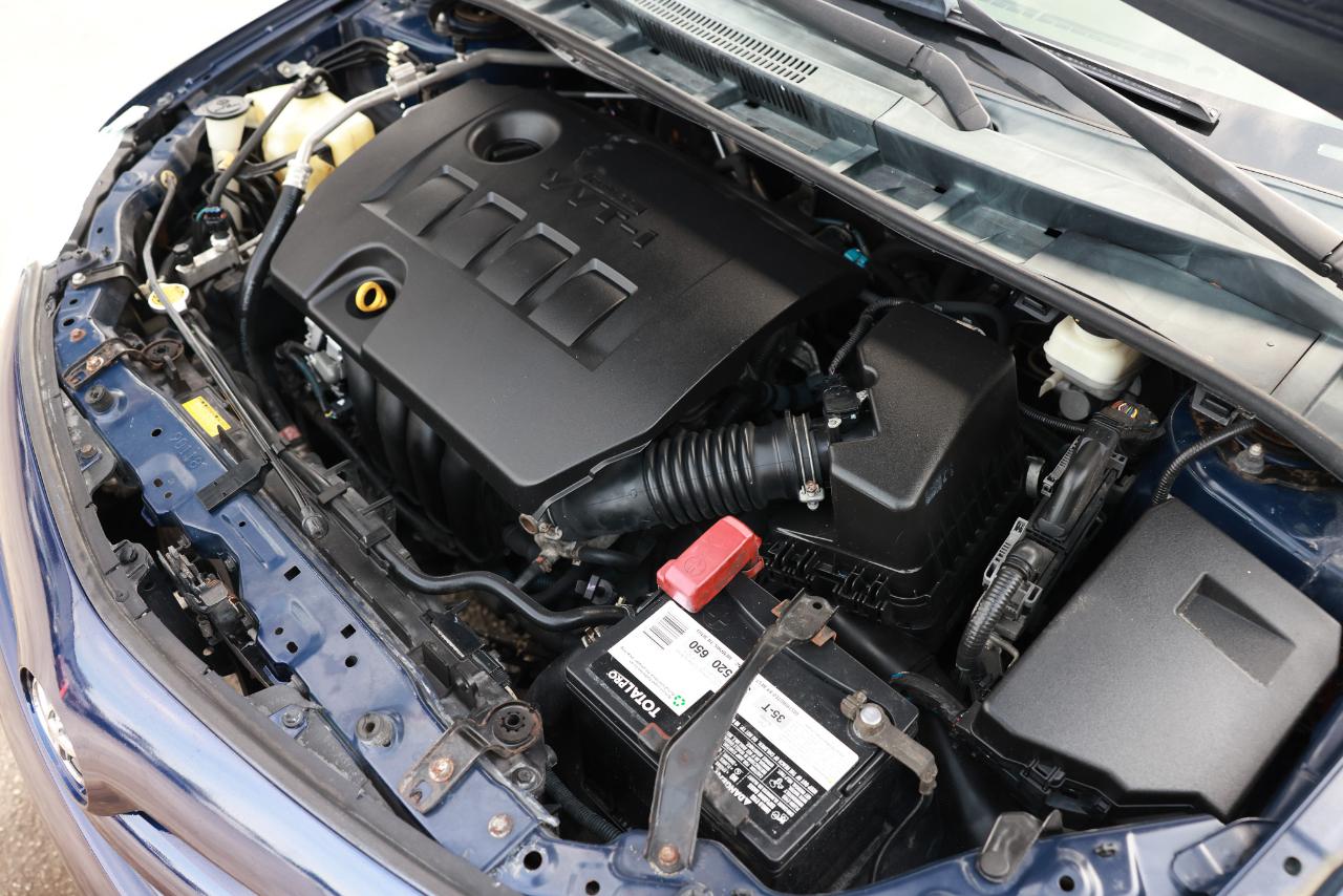 Toyota Corolla  2012