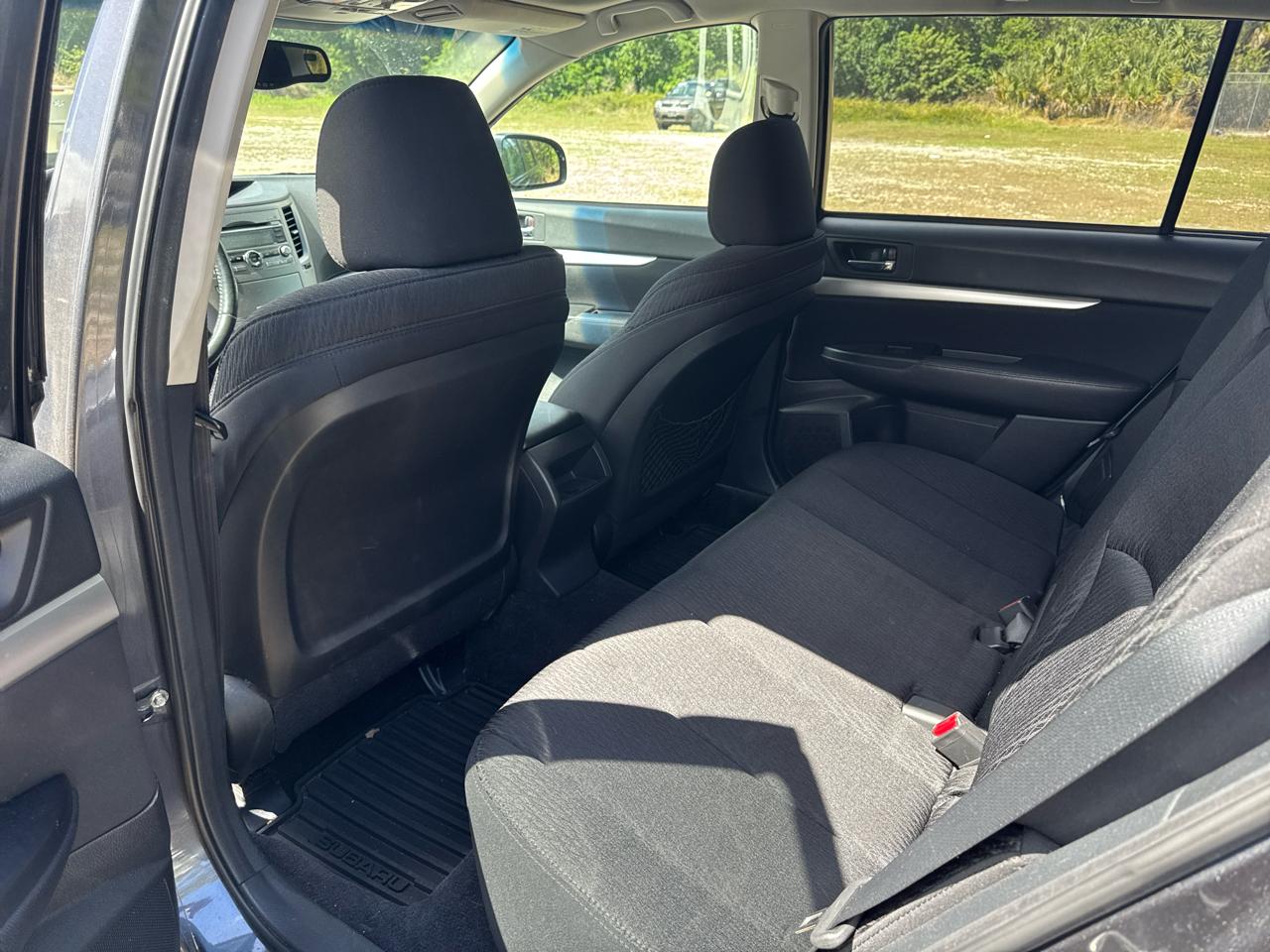 Subaru Outback  2010