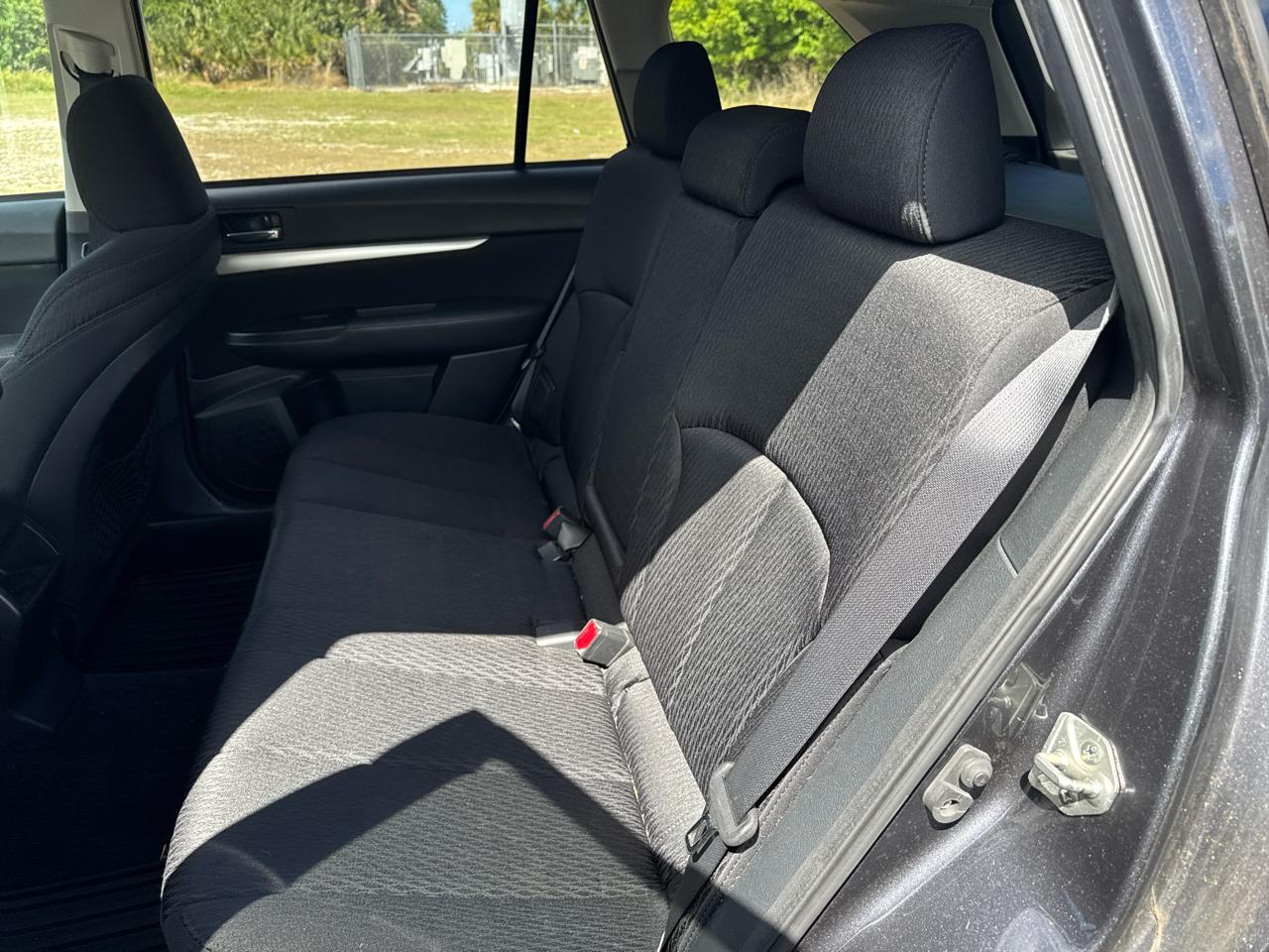 Subaru Outback  2010