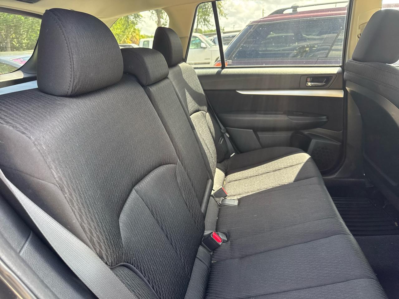 Subaru Outback  2010