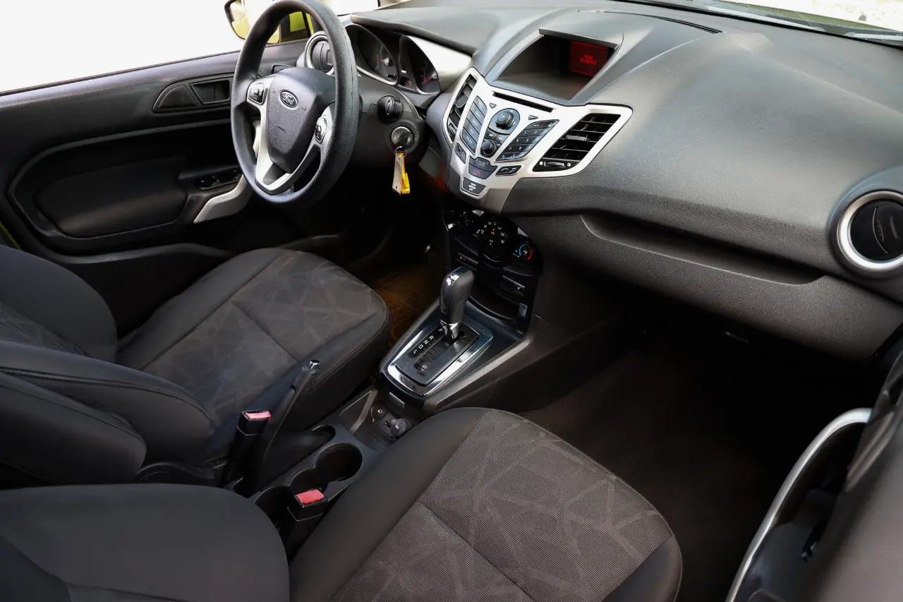 Ford Fiesta  2012