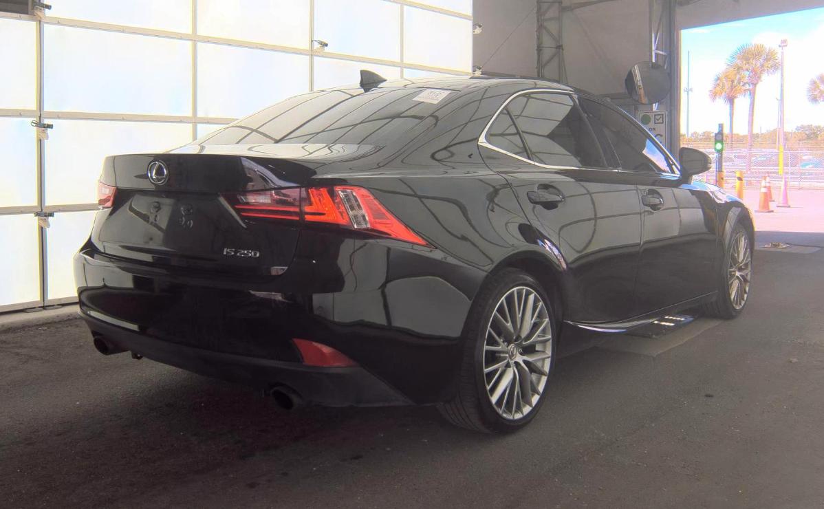Lexus IS 250  2014