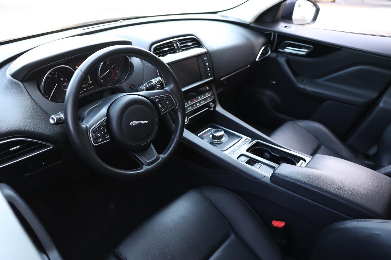 Jaguar F-Pace  2018