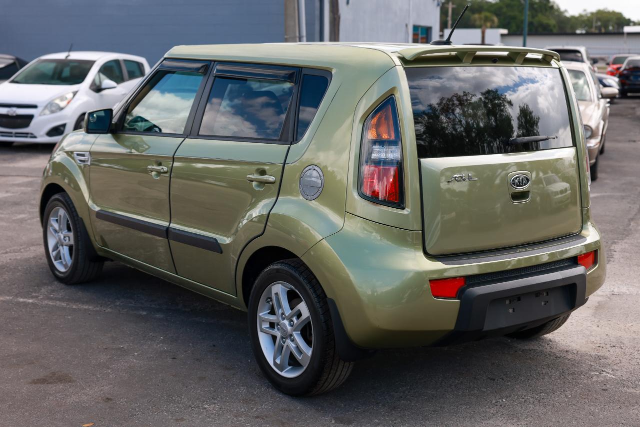 Kia Soul  2011