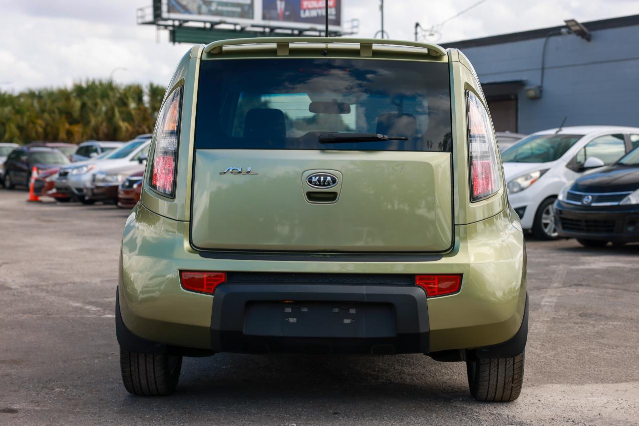 Kia Soul  2011