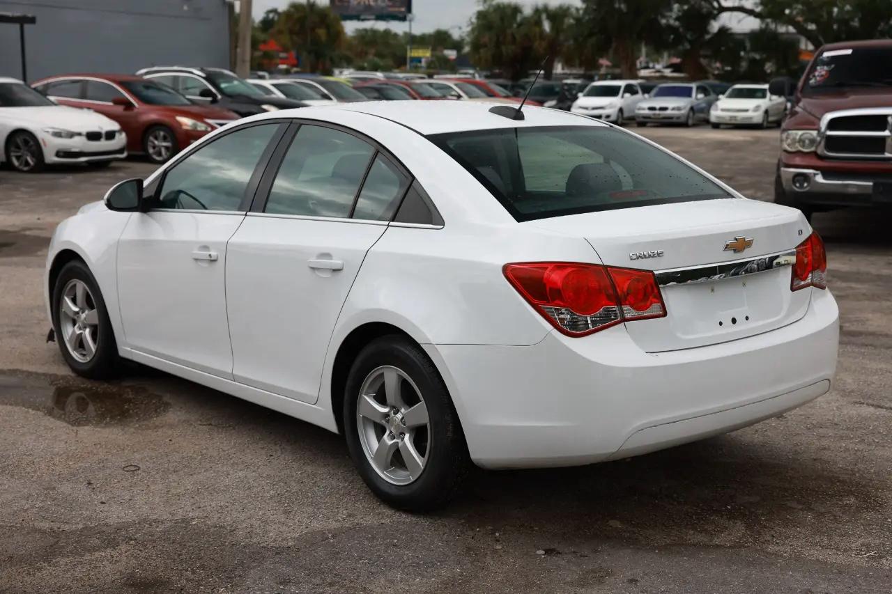 Chevrolet Cruze  2015