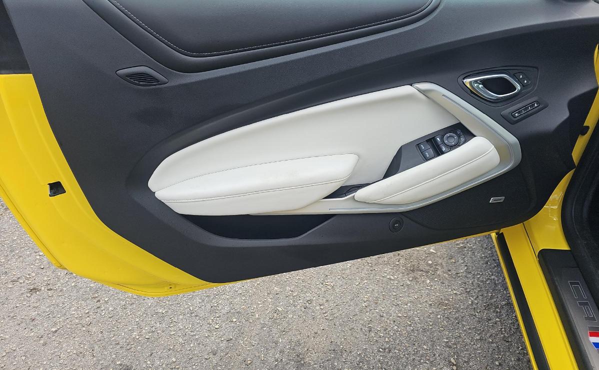 Chevrolet Camaro  2016