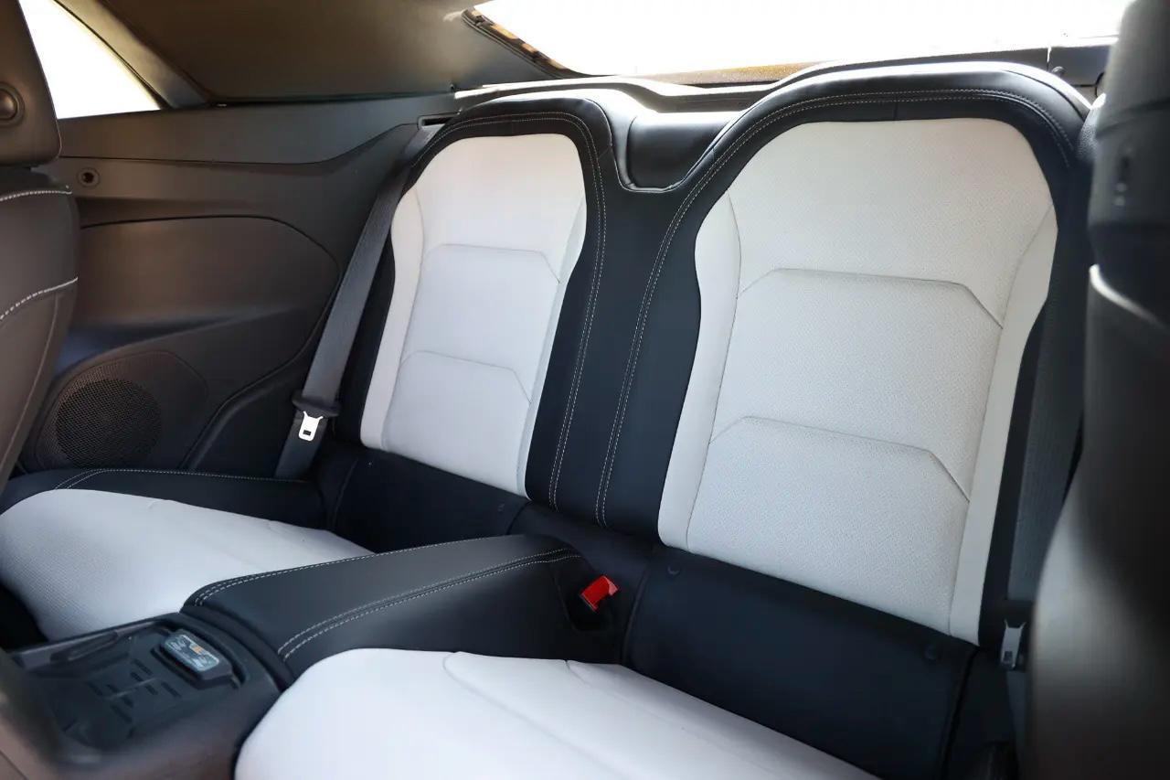 Chevrolet Camaro  2016