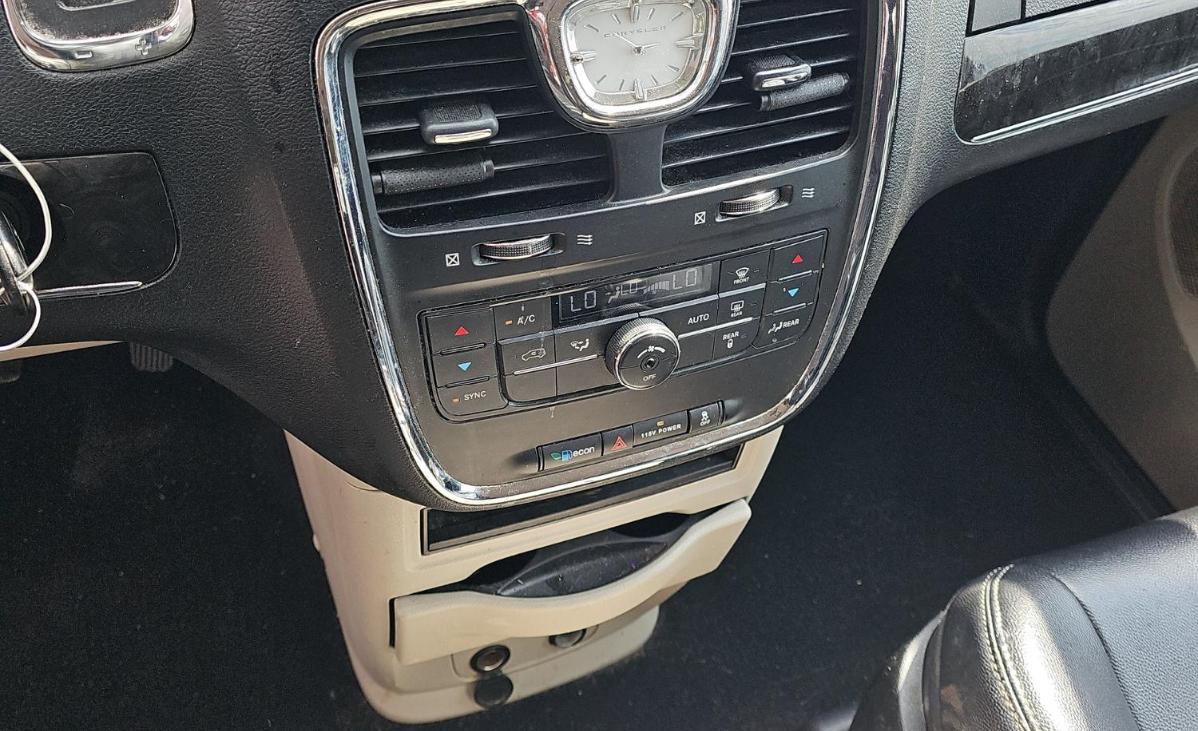 Chrysler Town & Country  2015