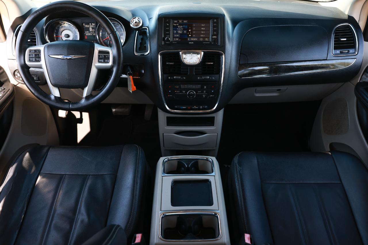 Chrysler Town & Country  2015