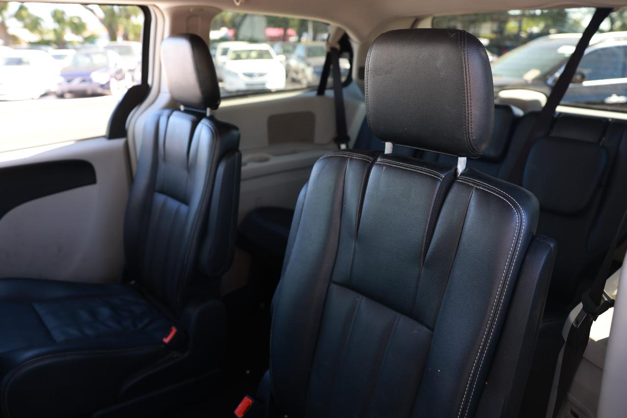 Chrysler Town & Country  2015