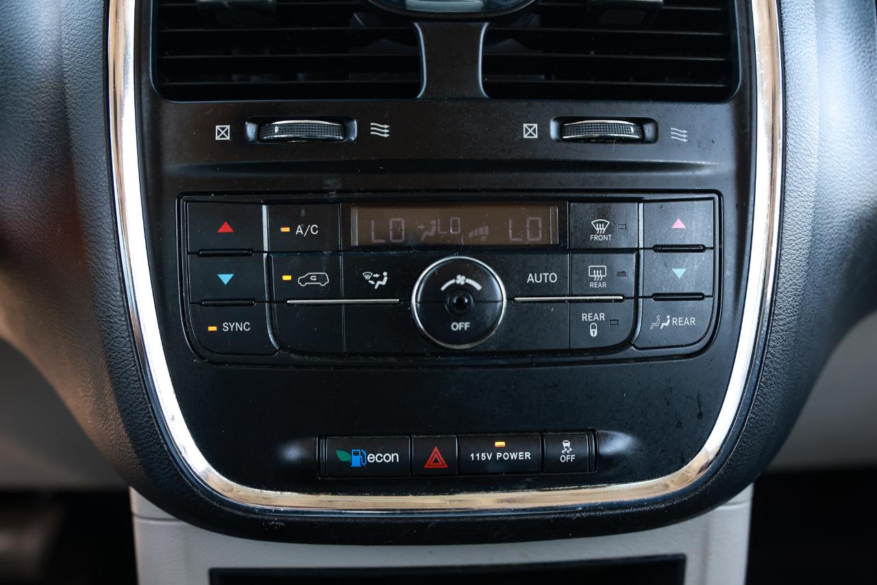 Chrysler Town & Country  2015