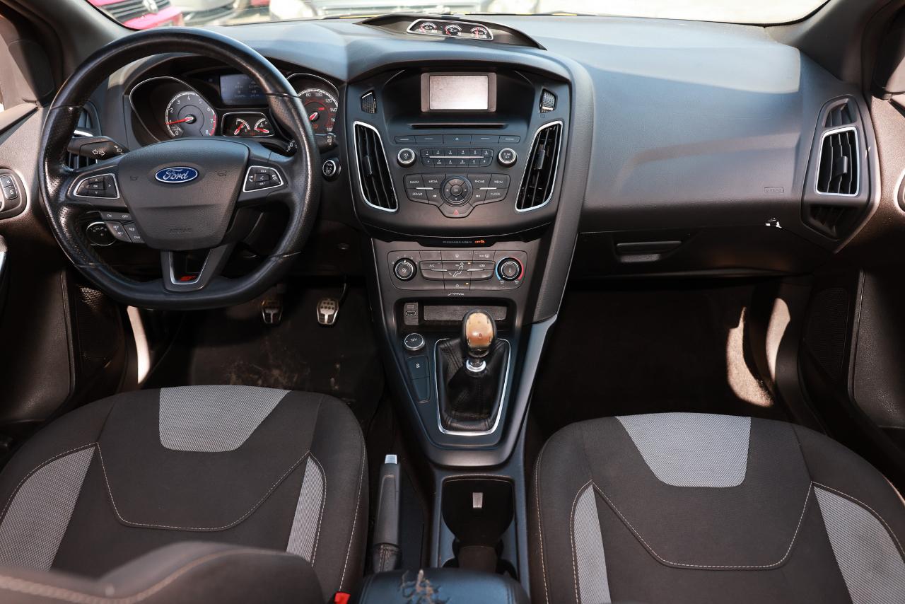 Ford Focus  2017