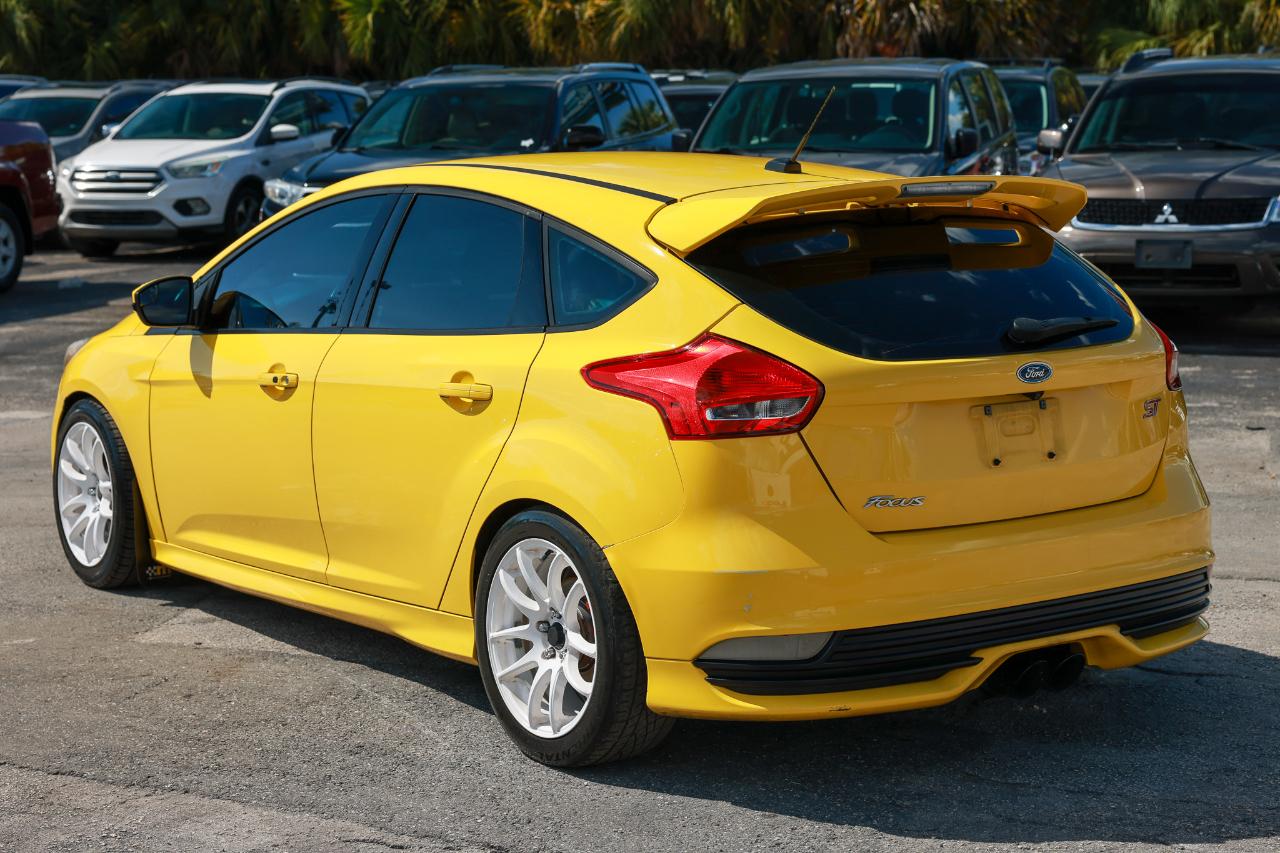 Ford Focus  2017