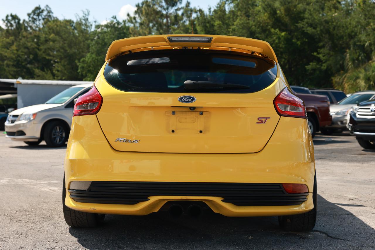 Ford Focus  2017