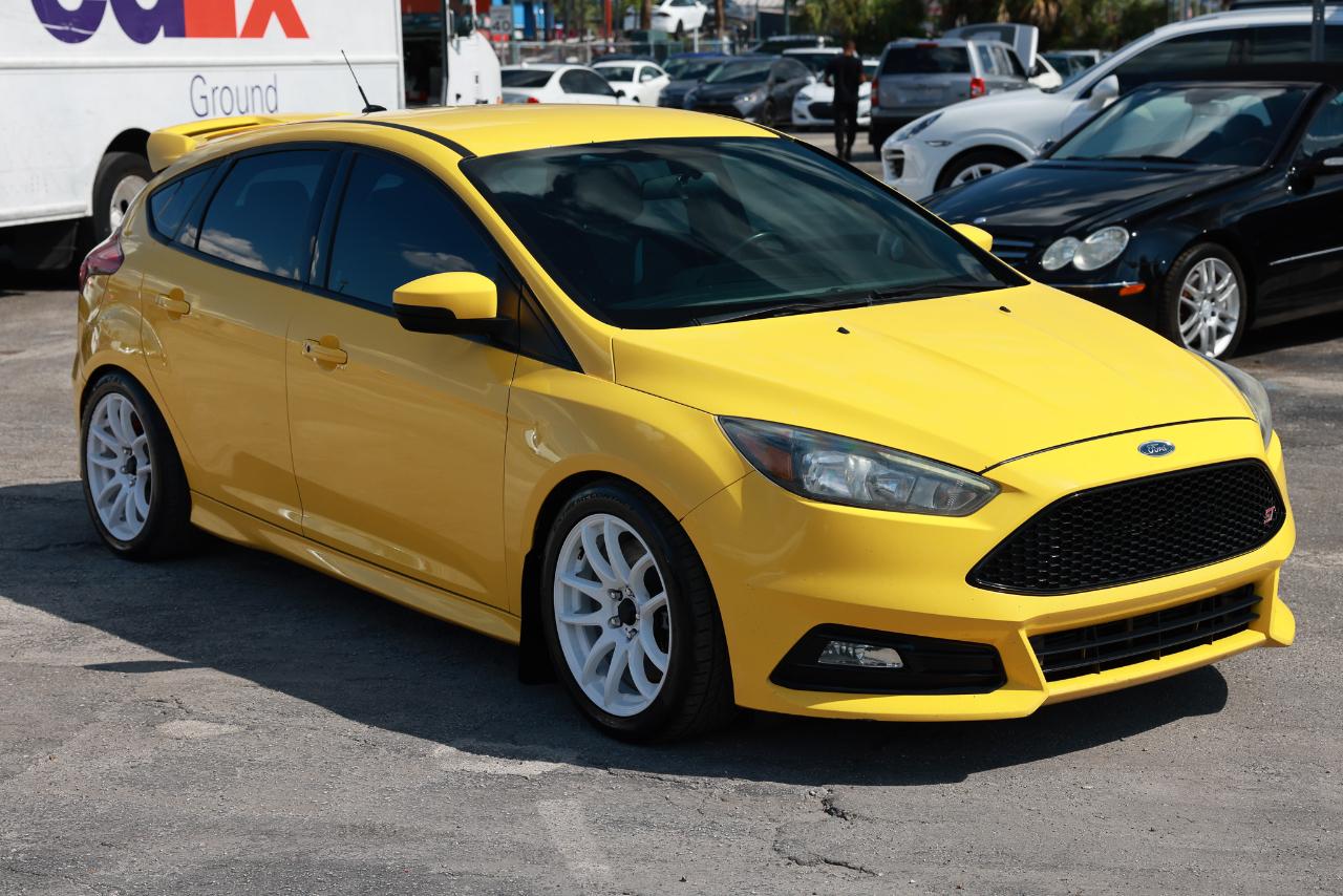Ford Focus  2017