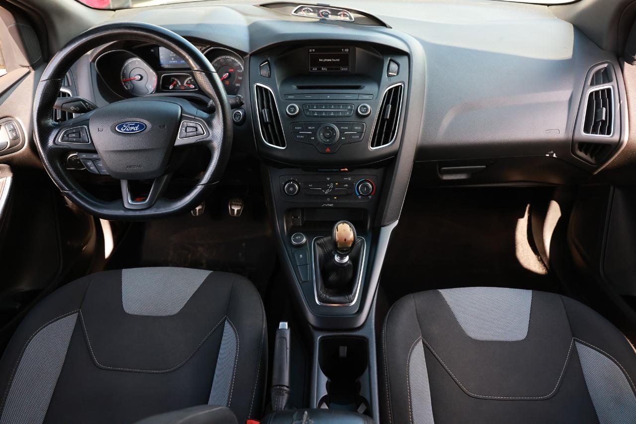 Ford Focus  2017