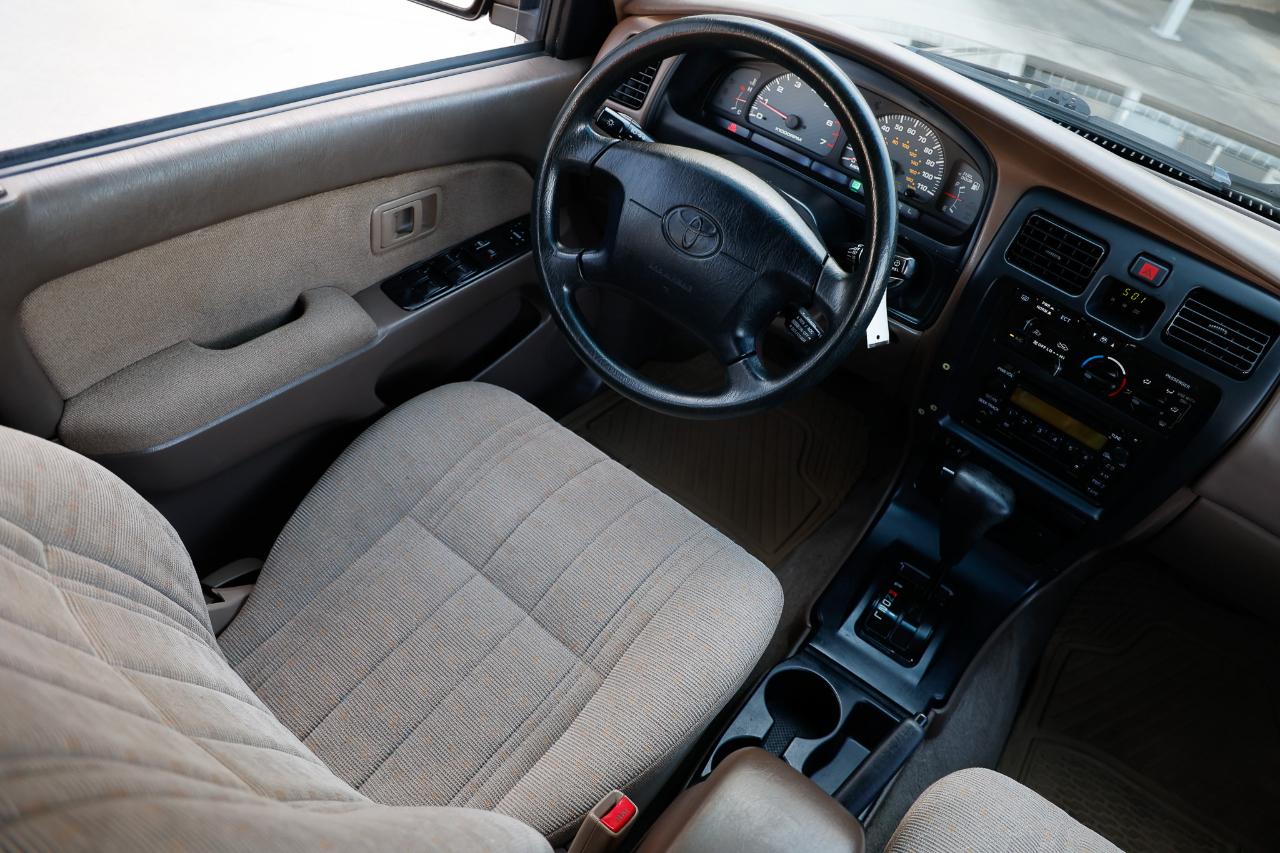 Toyota 4Runner  2000