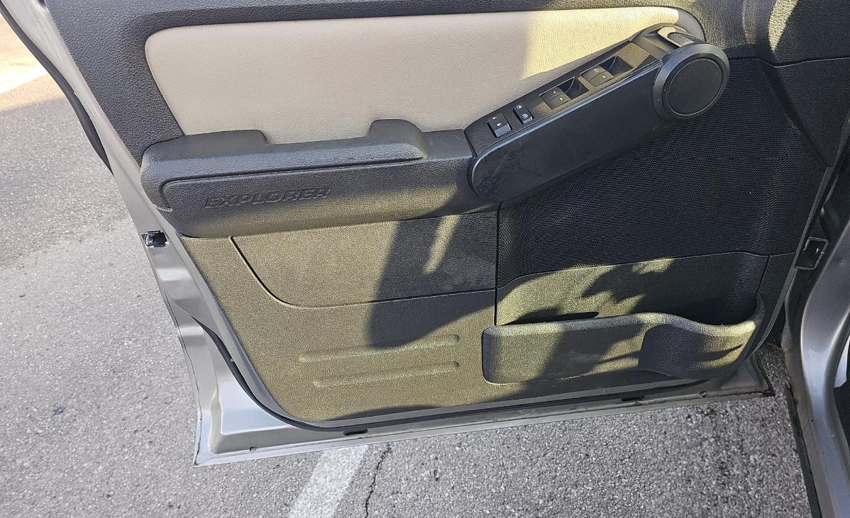 Ford Explorer Sport Trac  2008