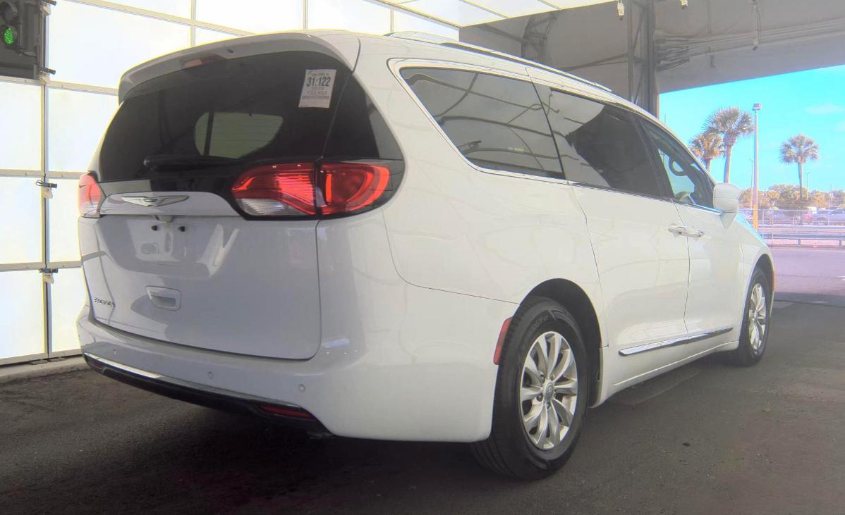 Chrysler Pacifica  2019