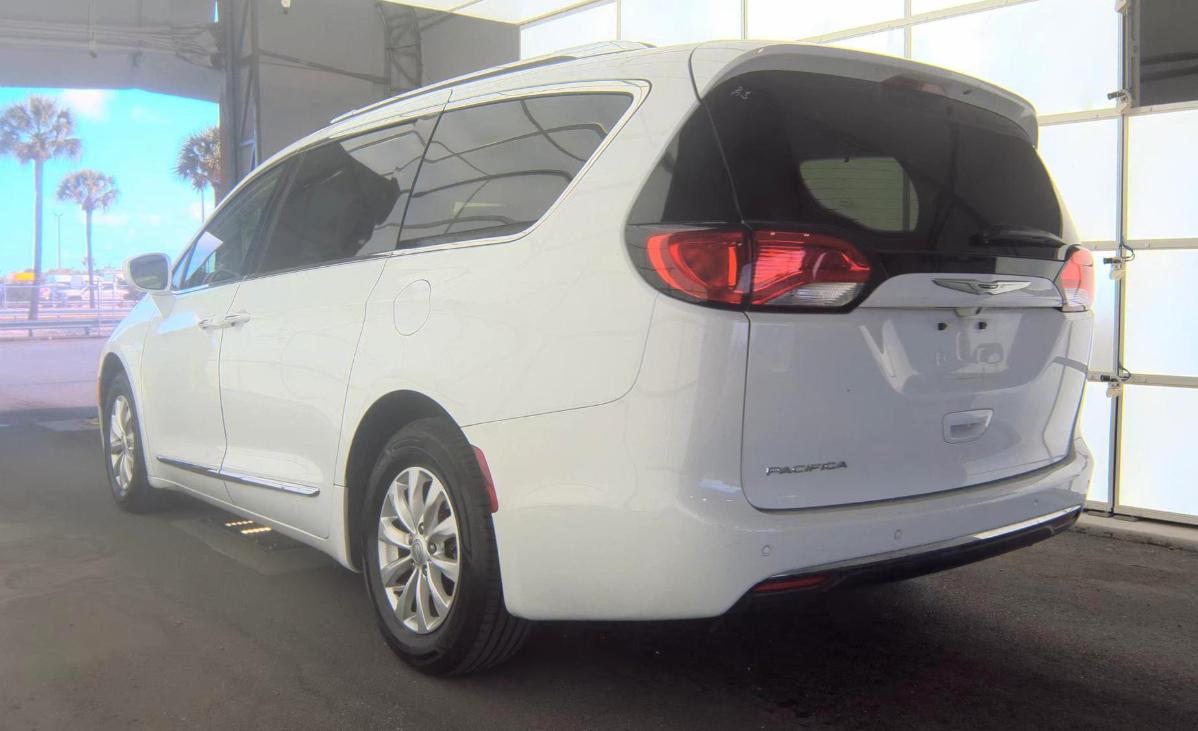 Chrysler Pacifica  2019