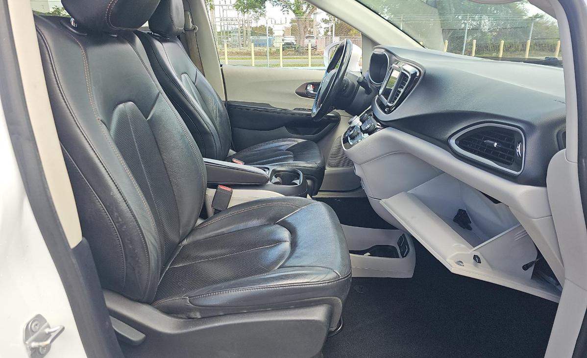 Chrysler Pacifica  2019