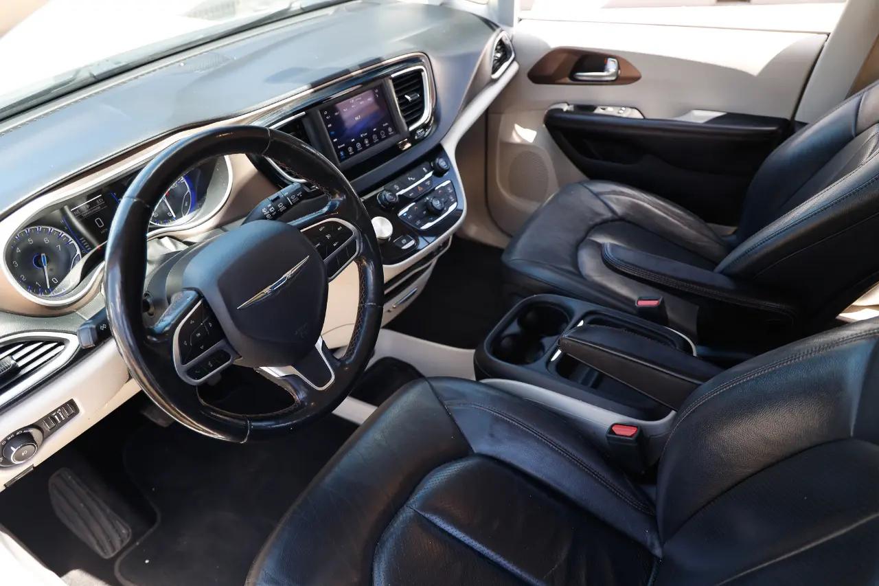 Chrysler Pacifica  2019