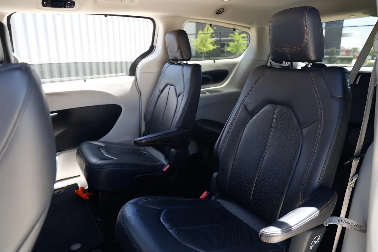 Chrysler Pacifica  2019