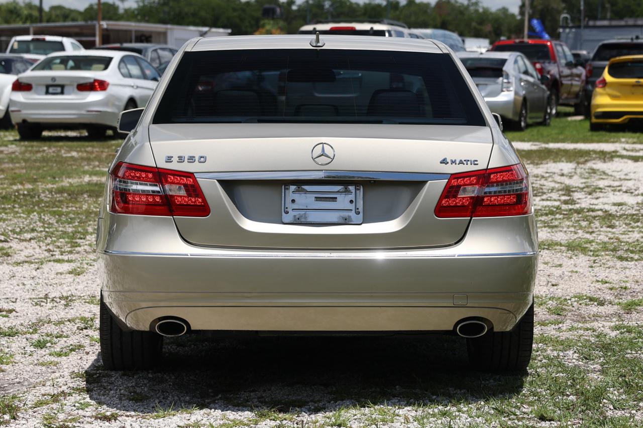 Mercedes-Benz E-Class  2010