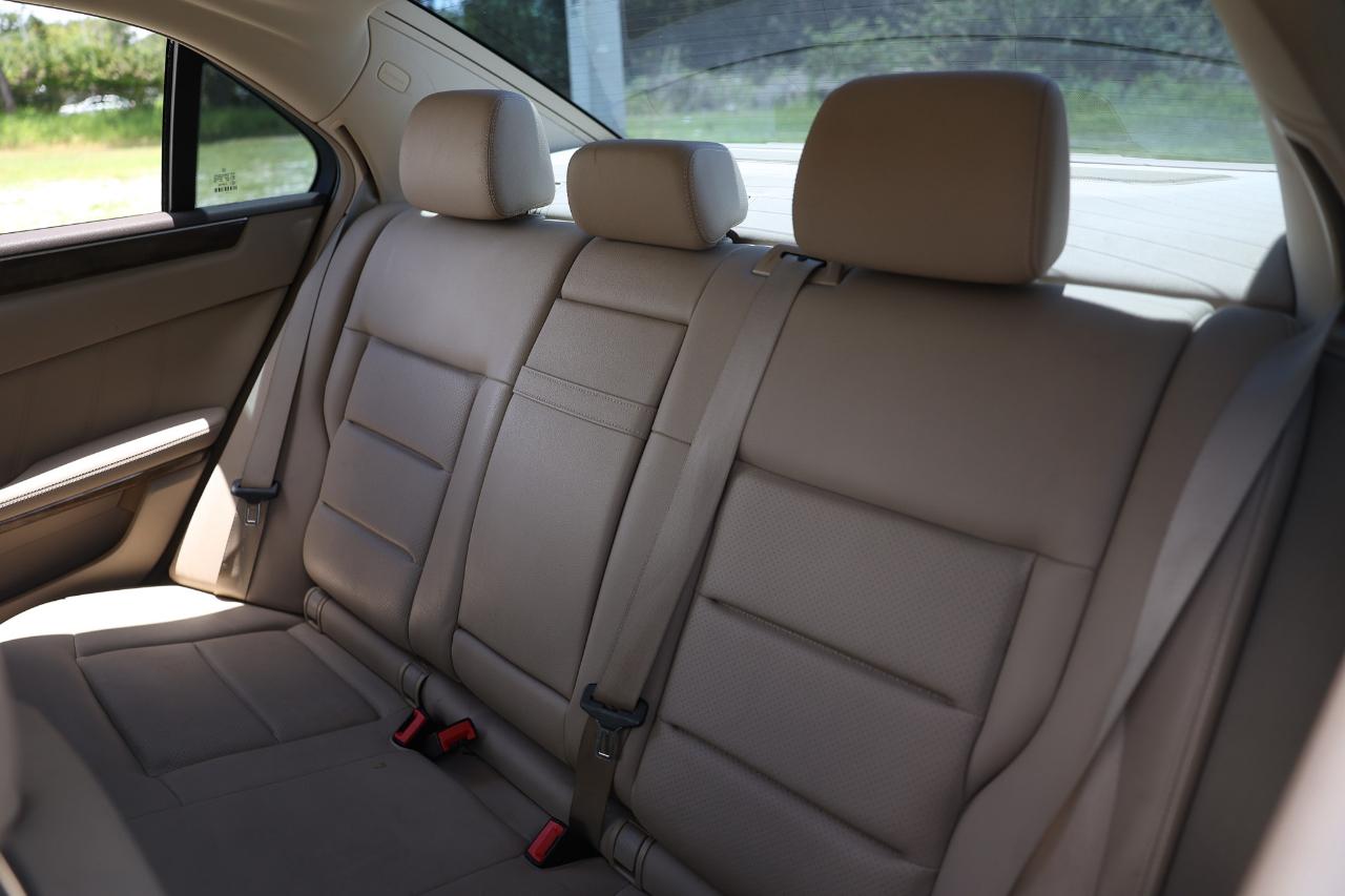 Mercedes-Benz E-Class  2010