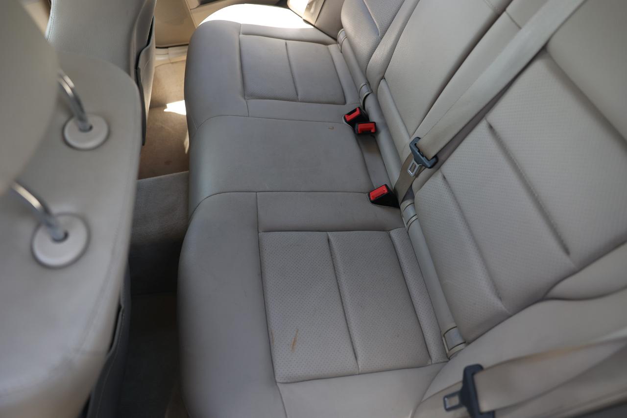 Mercedes-Benz E-Class  2010