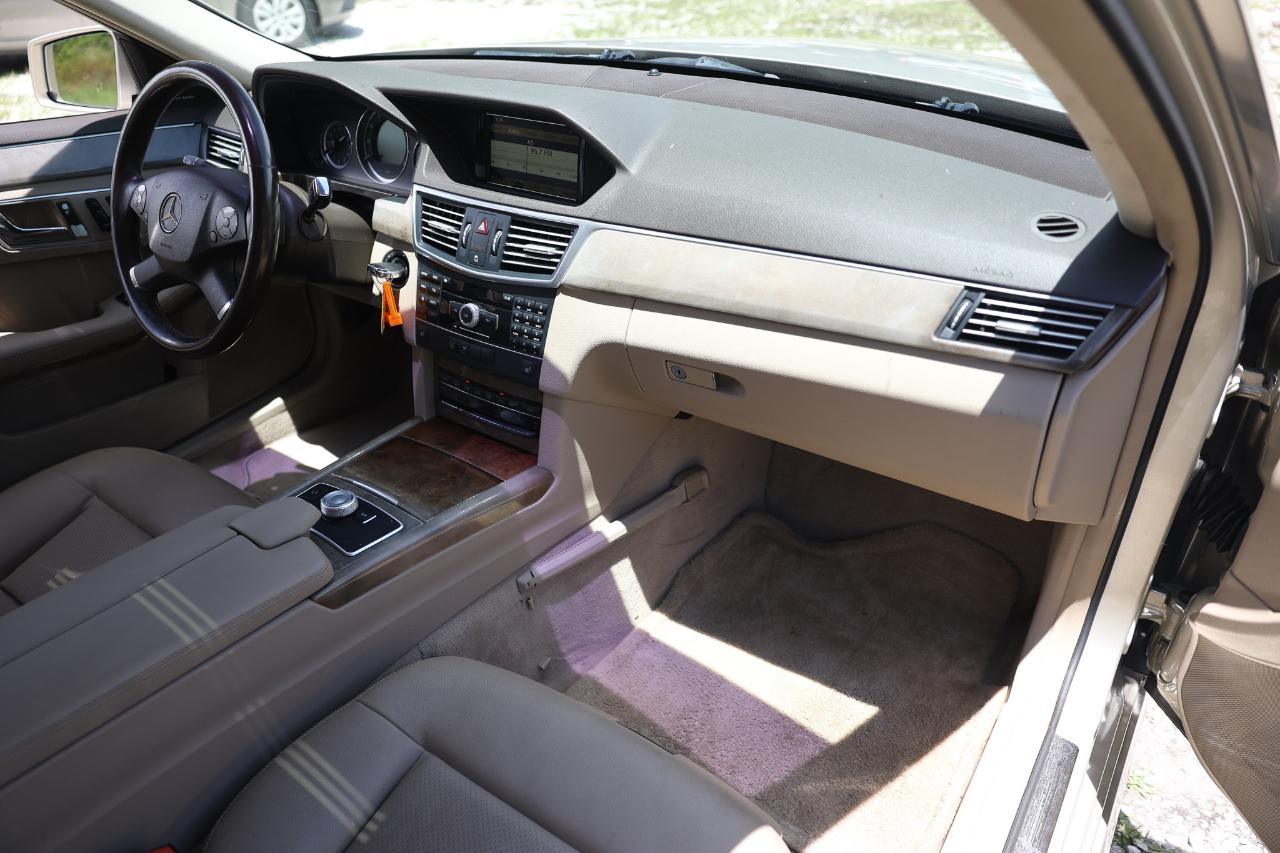 Mercedes-Benz E-Class  2010
