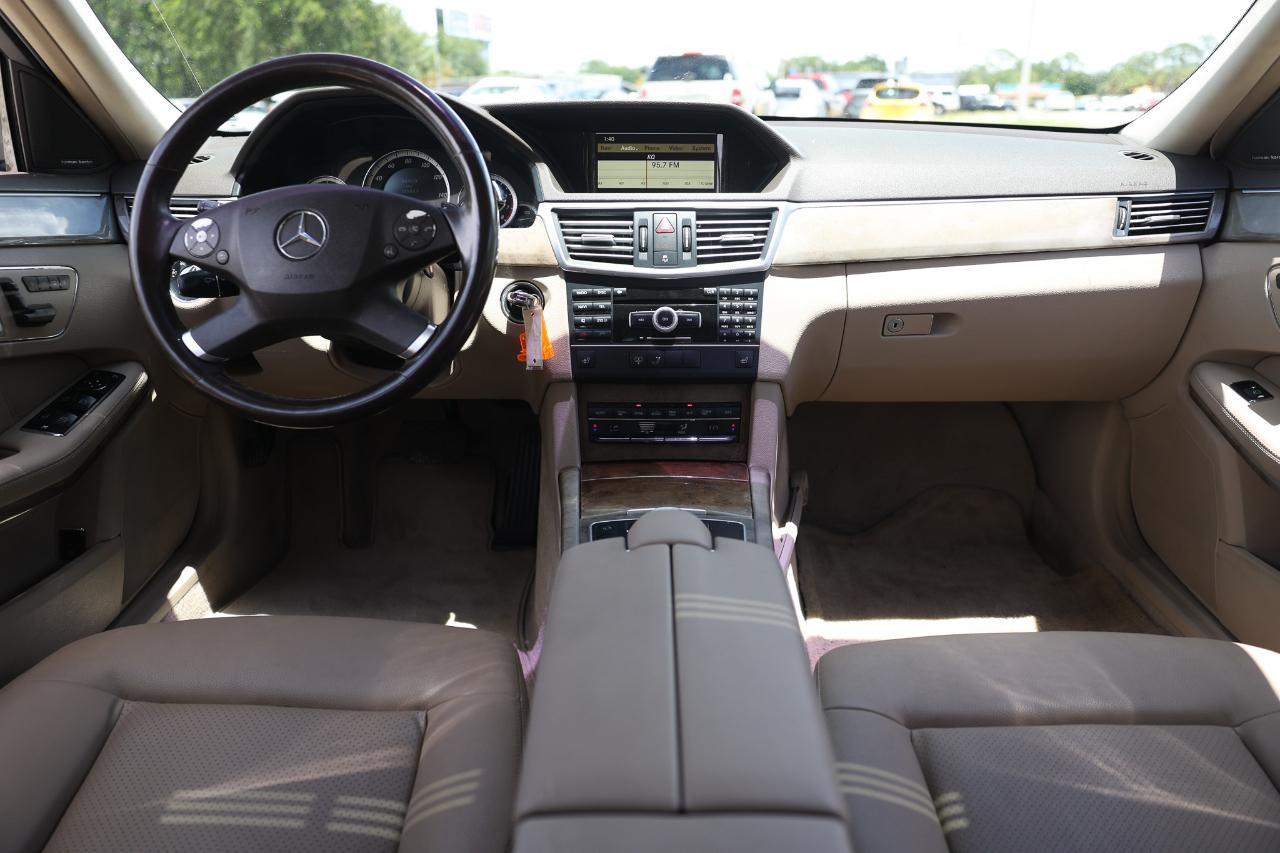 Mercedes-Benz E-Class  2010