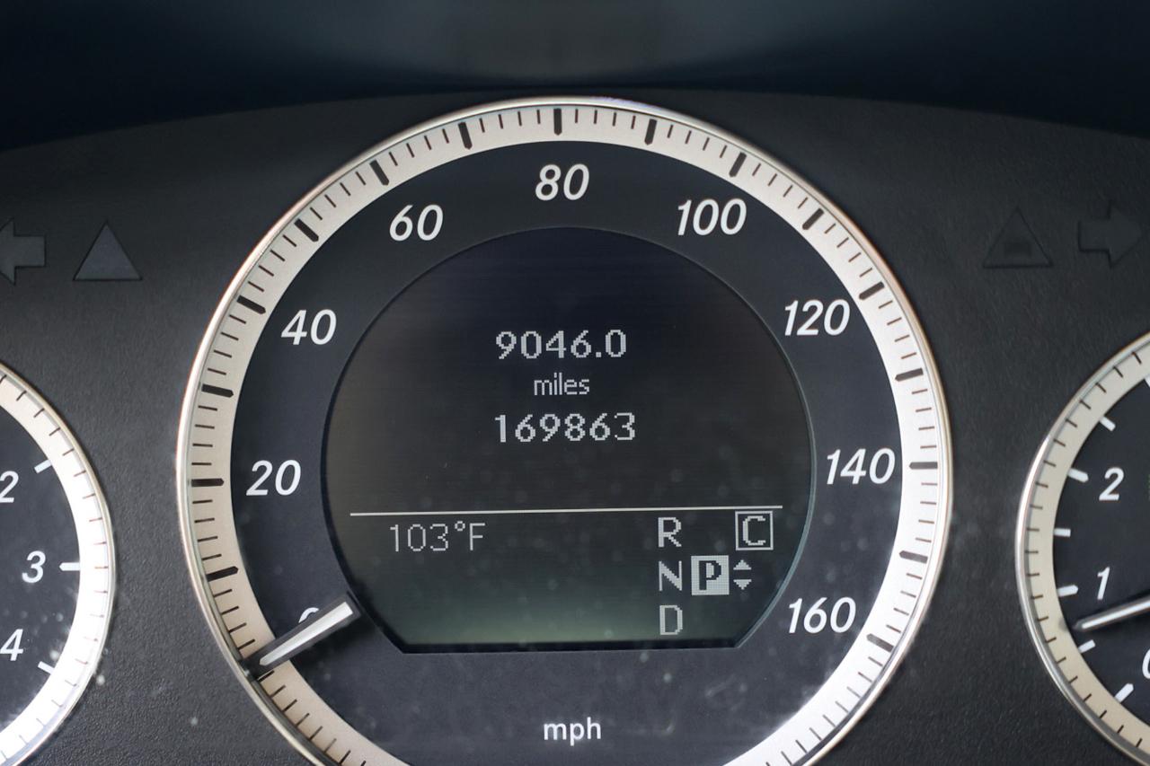 Mercedes-Benz E-Class  2010