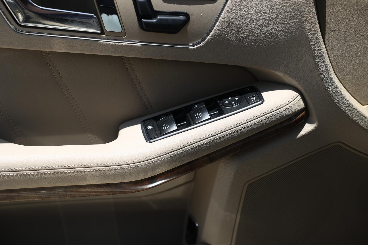 Mercedes-Benz E-Class  2010